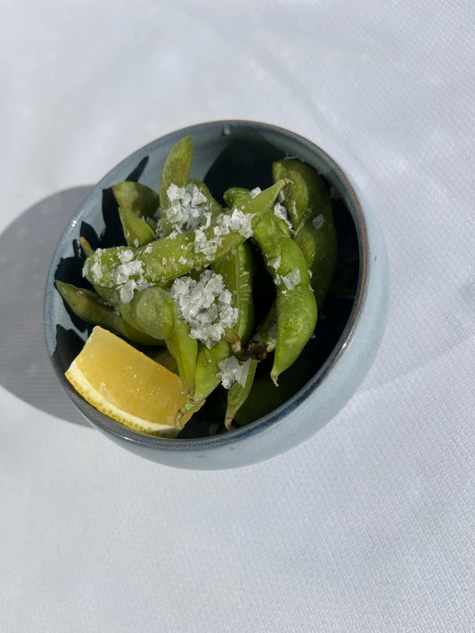 1 .Edamame bønner med flagesalt og citron