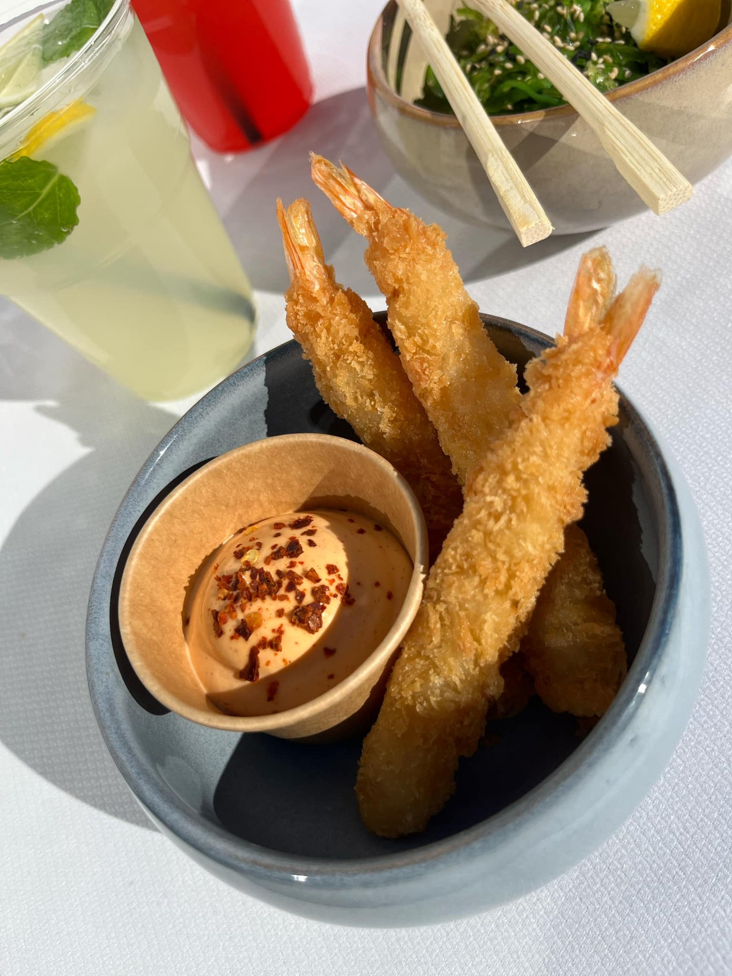 5. Tempura rejer 3 stk. med spicy dip